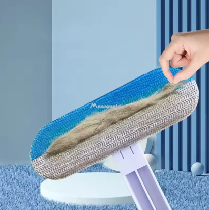 Multifunctional Pet and Window Cleaning Brush